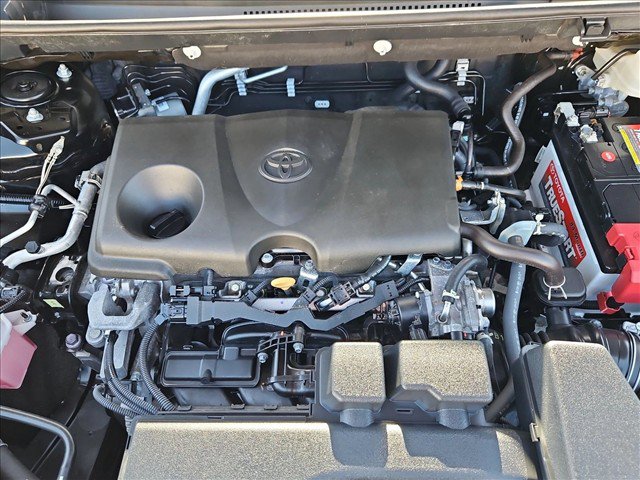 Used 2024 Toyota RAV4 XLE w/ Convenience Package FWD image 23