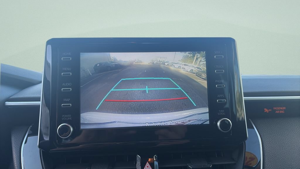 Used 2020 Toyota Corolla LE FWD image 16