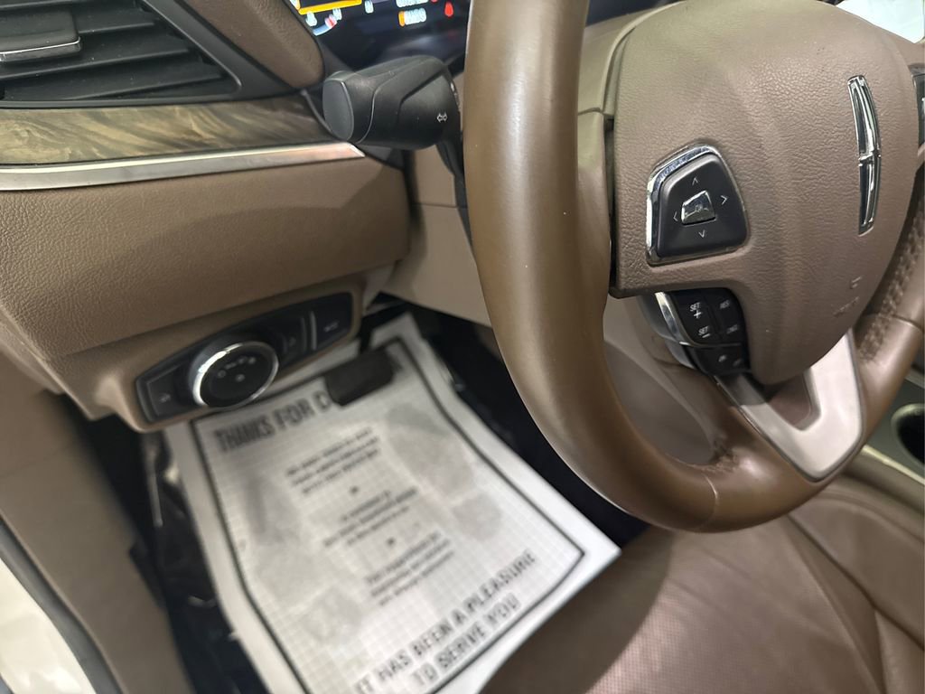 Used 2017 Lincoln MKC Reserve FWD image 26