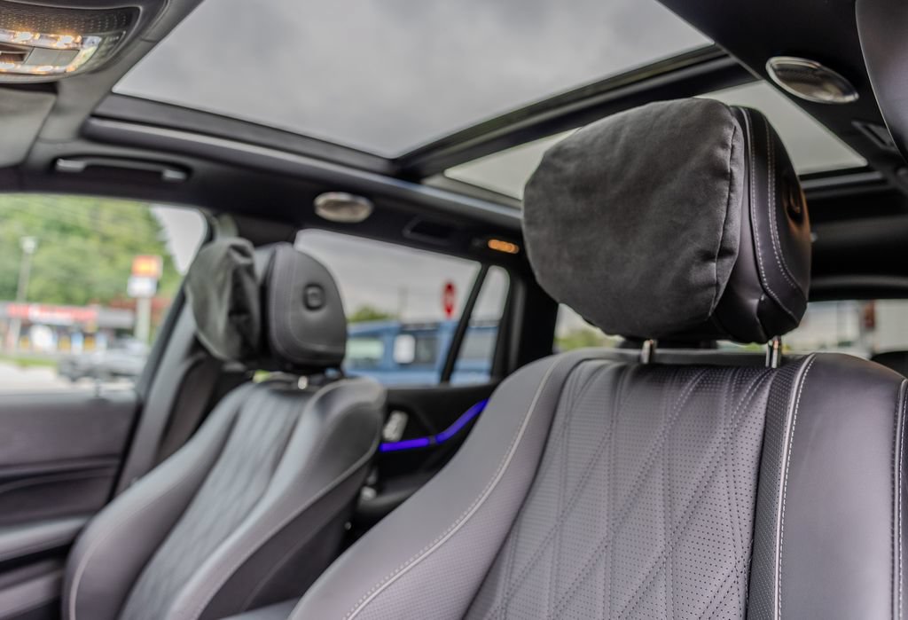 Used 2025 Mercedes-Benz Maybach GLS 600 4MATIC image 18