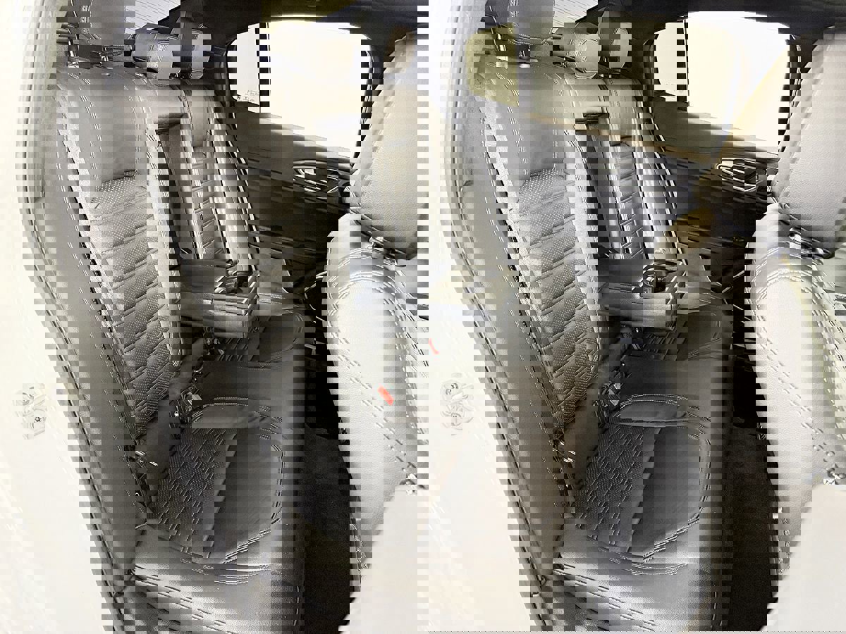 Used 2022 Alfa Romeo Giulia Veloce image 39