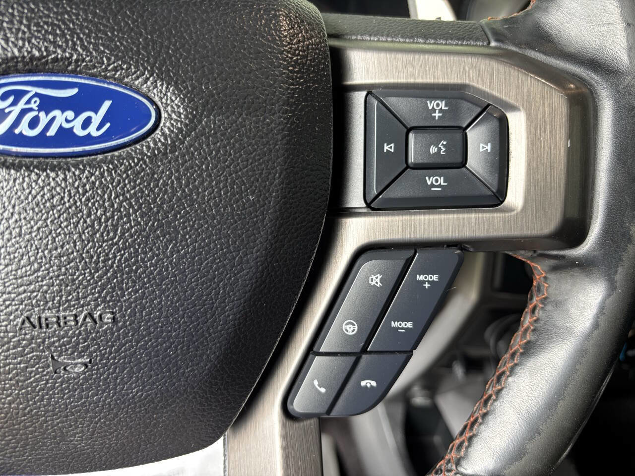 Used 2017 Ford F150 Raptor w/ Equipment Group 802A Luxury image 18