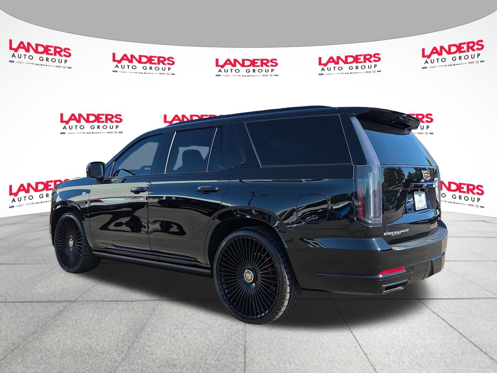 Used 2025 Cadillac Escalade Sport w/ Touring Package AWD/4WD image 5