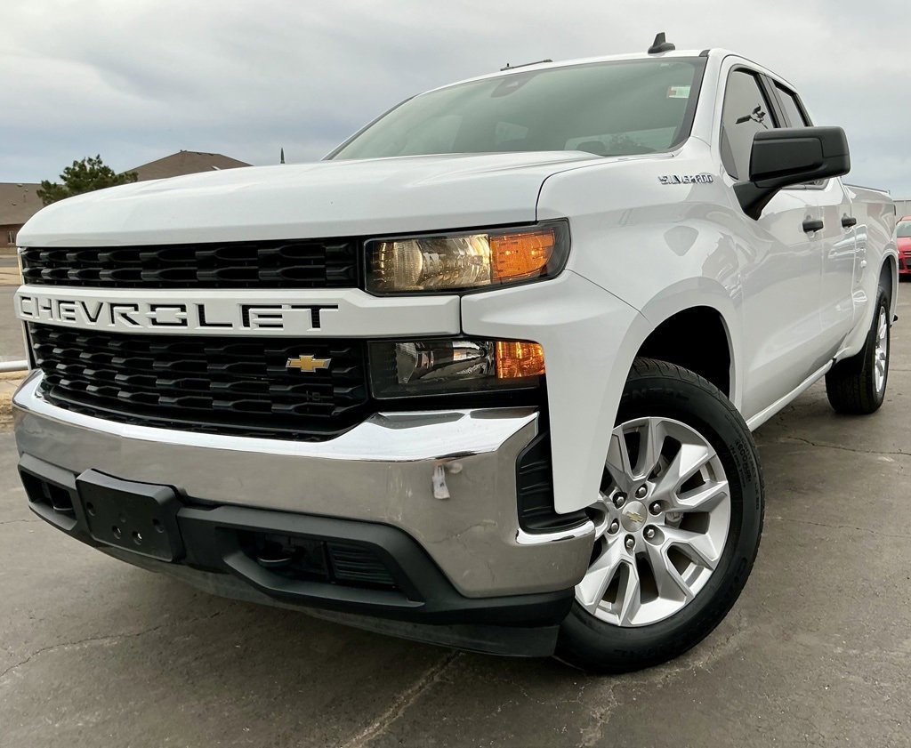 Used 2021 Chevrolet Silverado 1500 Custom w/ Safety Confidence Package image 3