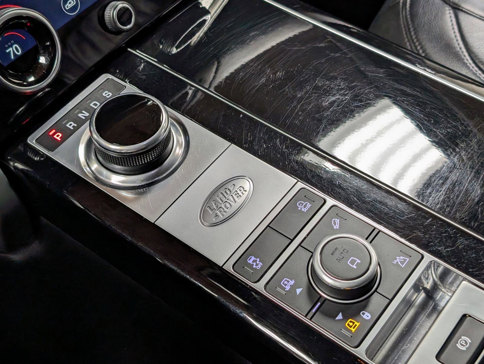 Used 2020 Land Rover Range Rover image 28