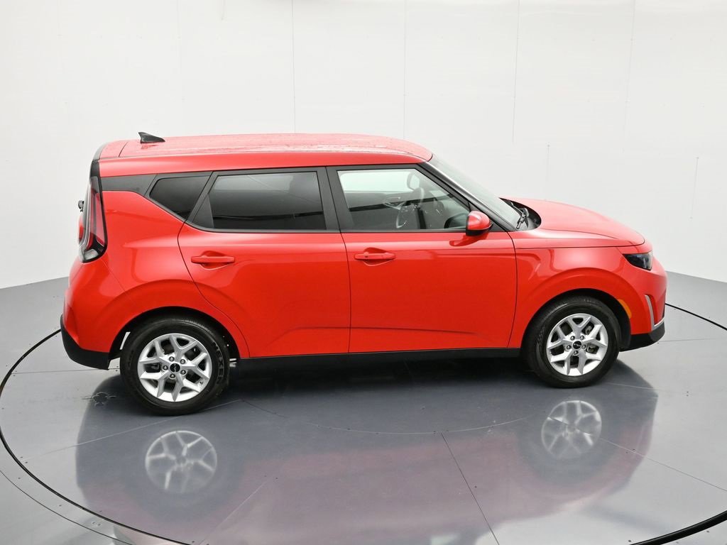 Used 2024 Kia Soul S image 29