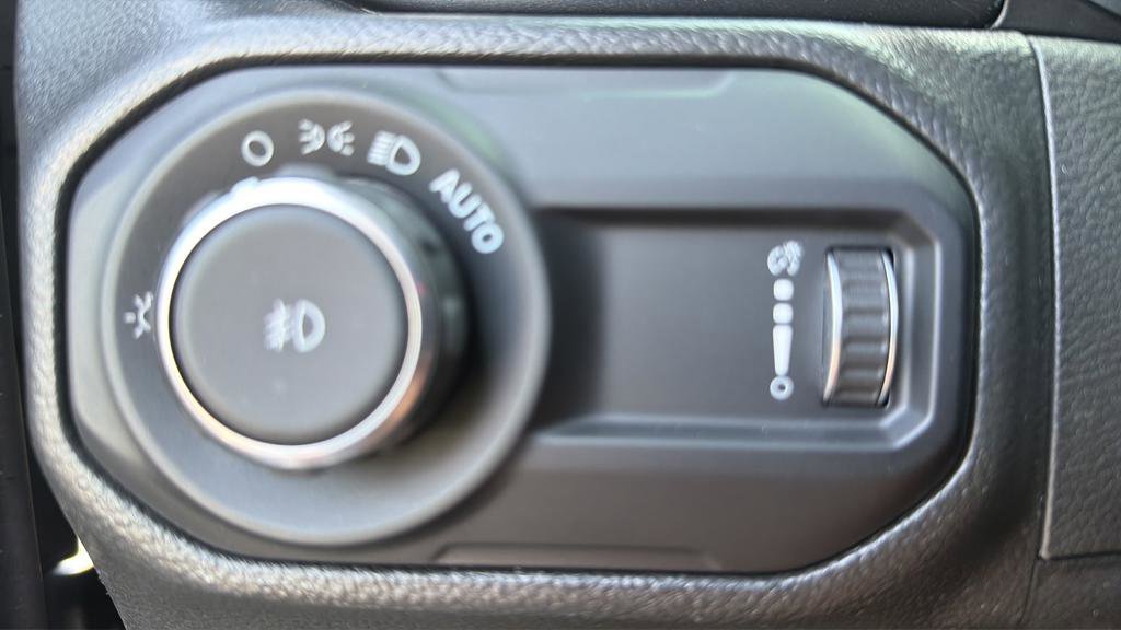 Used 2023 Jeep Wrangler Rubicon 392 w/ Xtreme Recon 35" Tire Package image 25