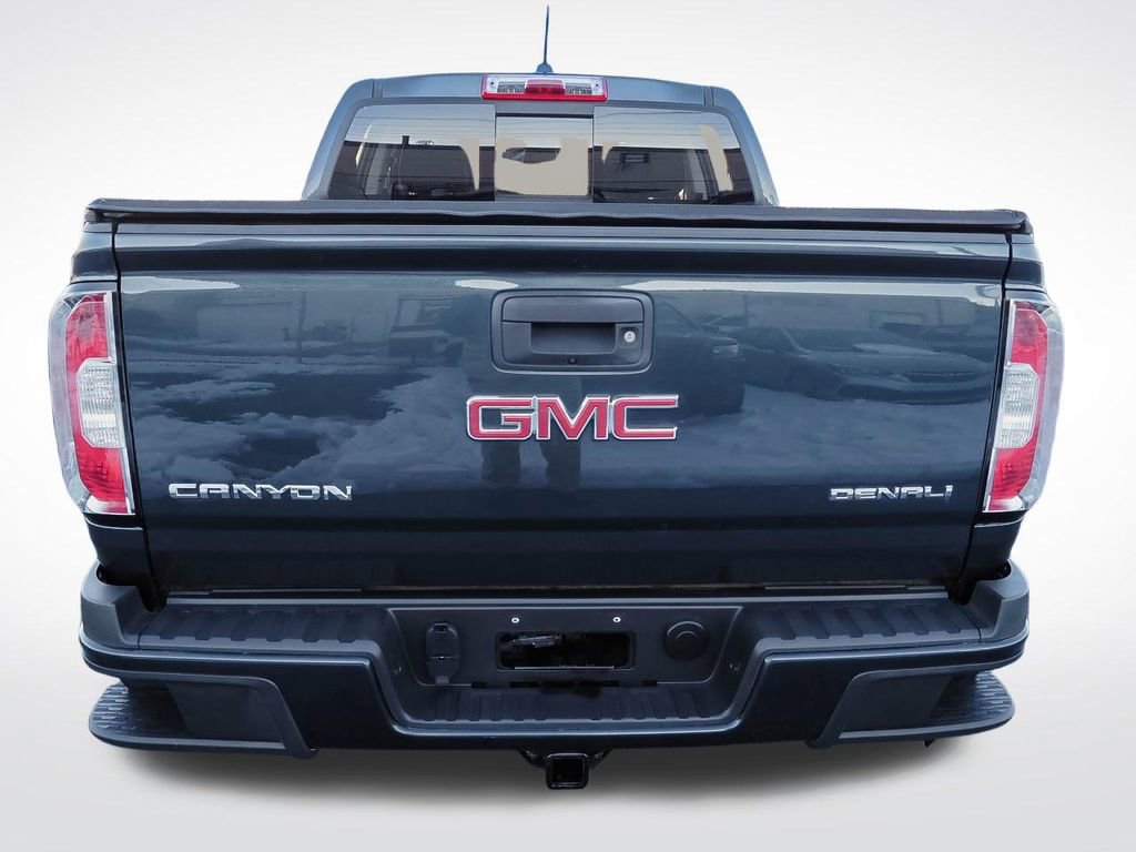Used 2018 GMC Canyon Denali image 6