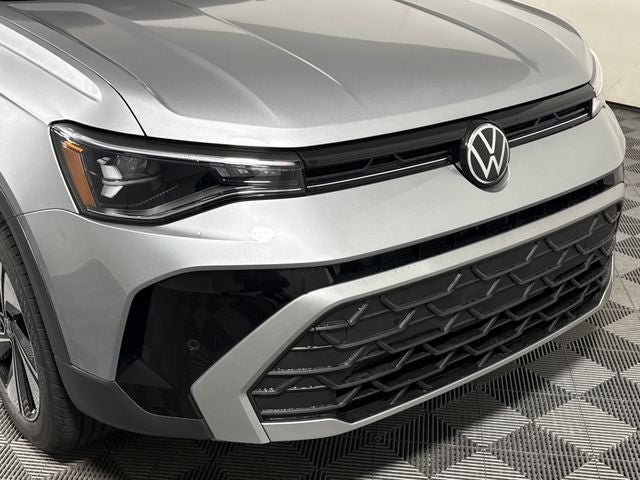 New 2026 Volkswagen Taos SE AWD/4WD image 12