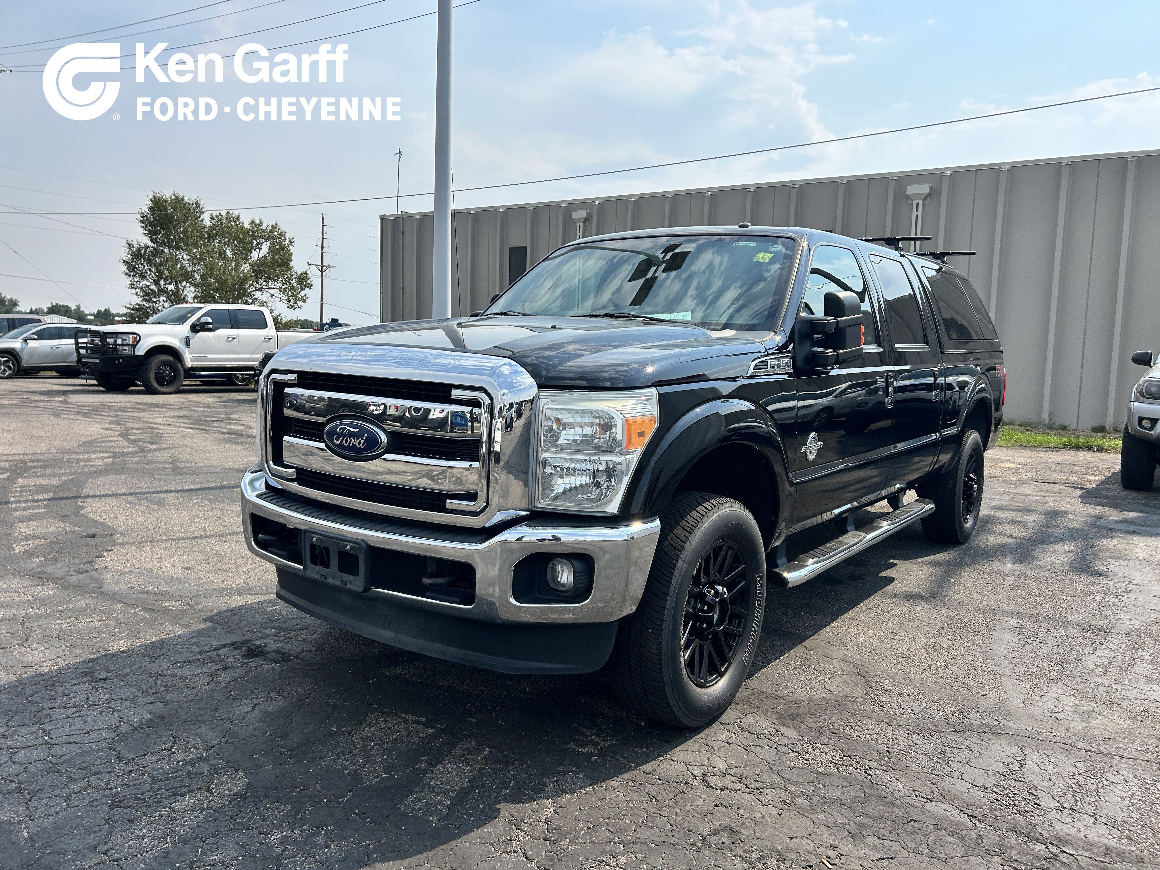 Used 2016 Ford F250 Lariat w/ Lariat Ultimate Package AWD/4WD image 1