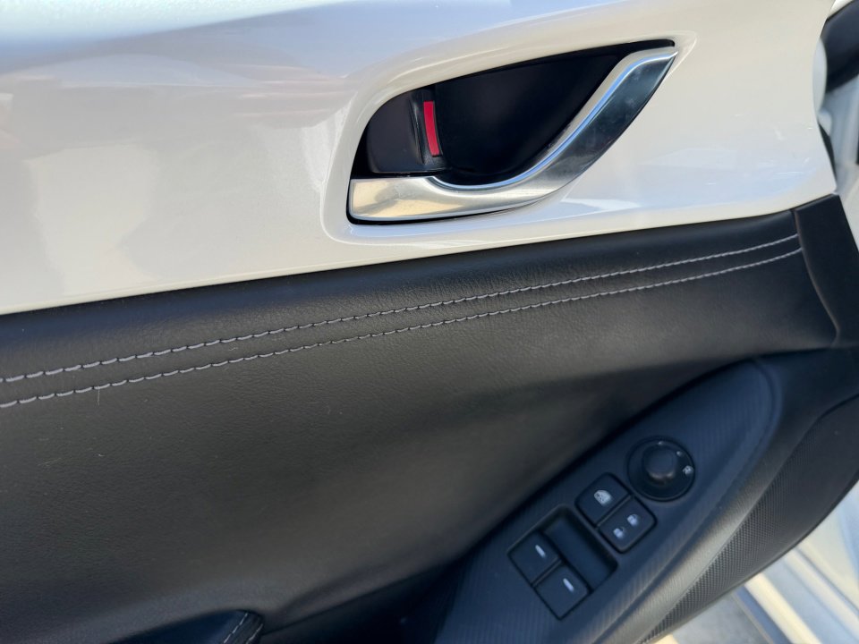 Used 2022 MAZDA MX-5 Miata RF Grand Touring RWD image 32