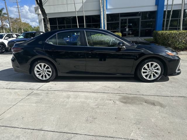 Used 2024 Toyota Camry LE FWD image 40