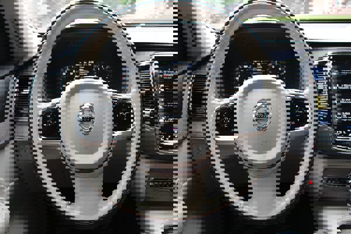 Used 2021 Volvo XC90 T6 Inscription image 21