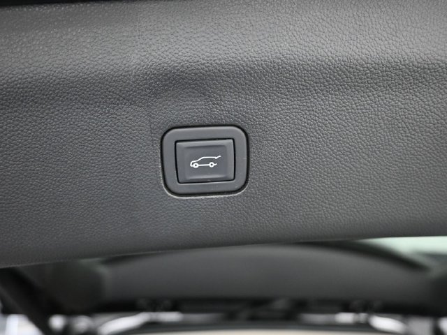 Used 2024 Buick Enclave Avenir FWD image 26