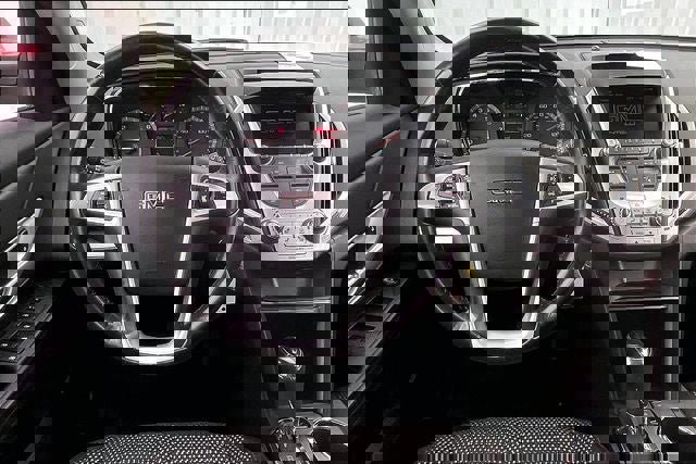 Used 2017 GMC Terrain SLE w/ Technology Package image 5