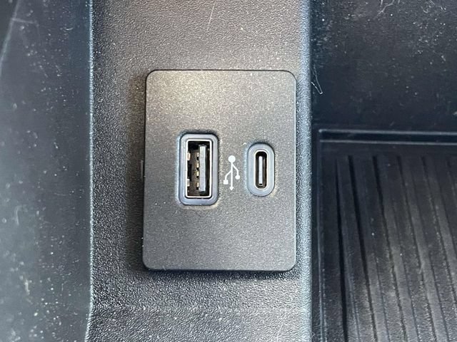 Certified 2020 Ford F250 XLT w/ XLT Premium Package AWD/4WD image 30