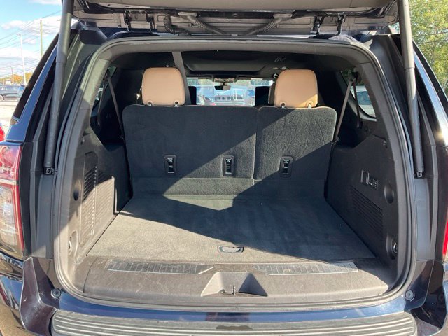 Used 2021 Chevrolet Suburban Premier w/ Premium Package AWD/4WD image 20