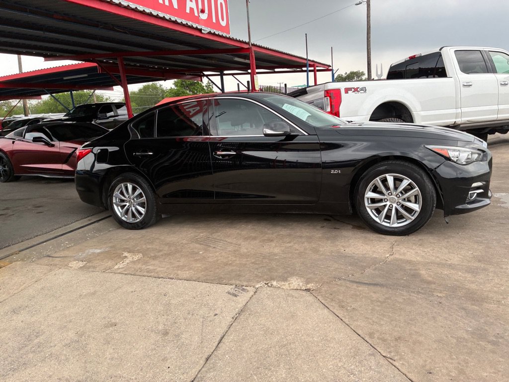 Used 2017 INFINITI Q50 2.0t RWD image 11