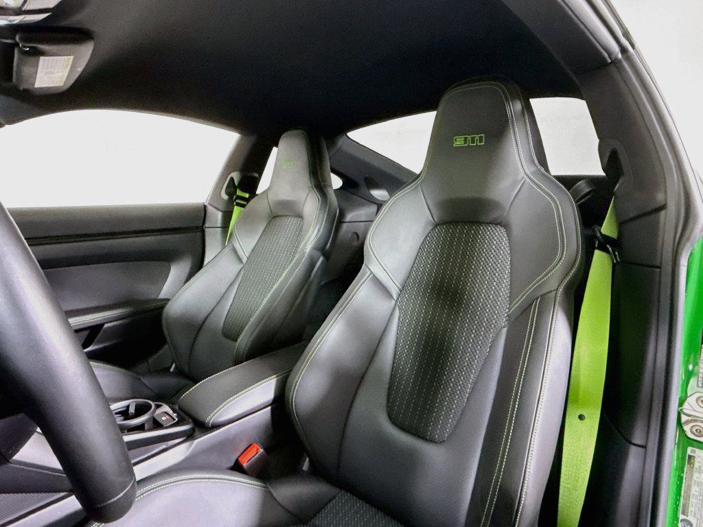 Certified 2023 Porsche 911 Carrera T RWD image 5