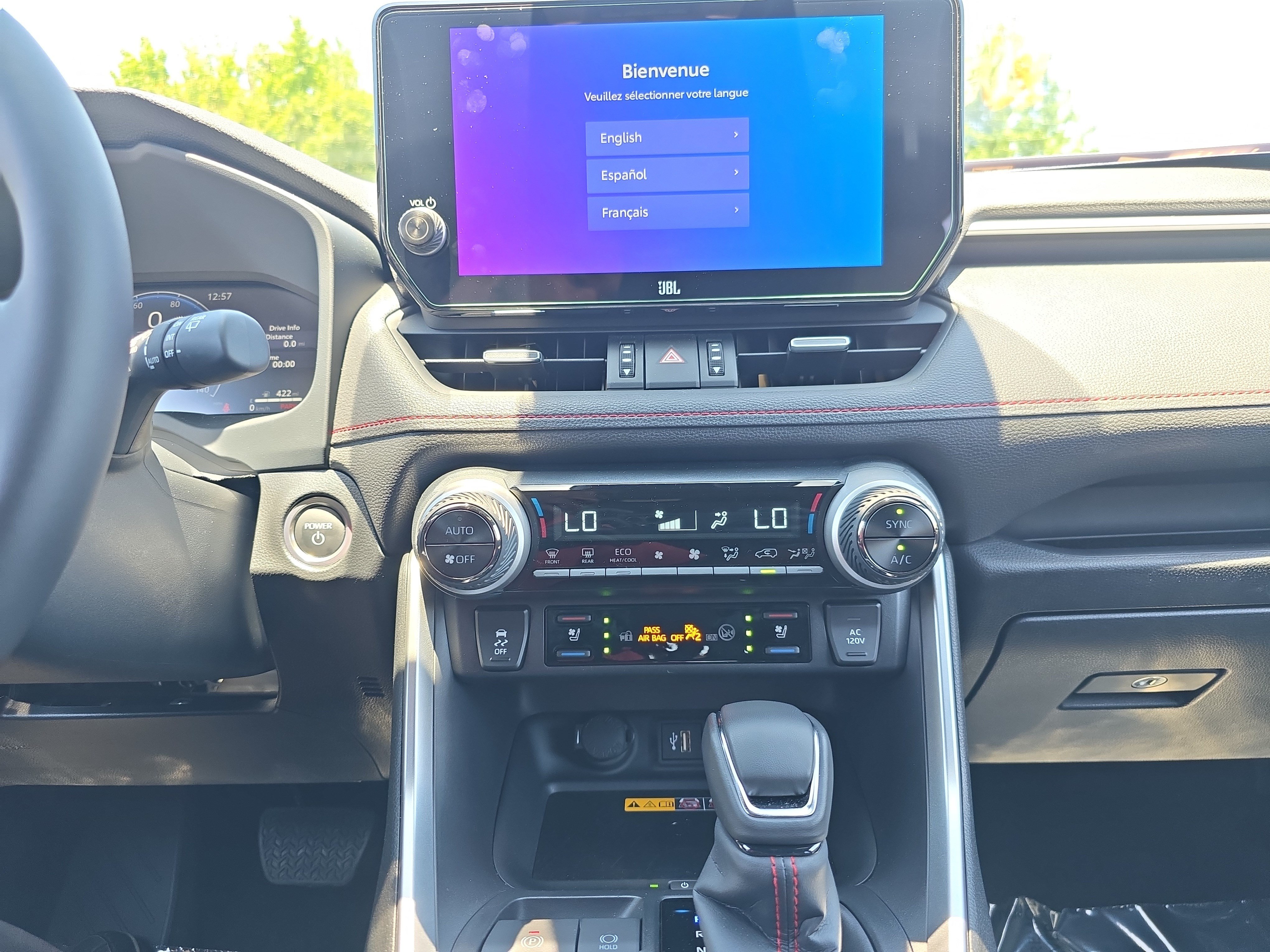 Used 2025 Toyota RAV4 XSE w/ Premium Package AWD/4WD image 18