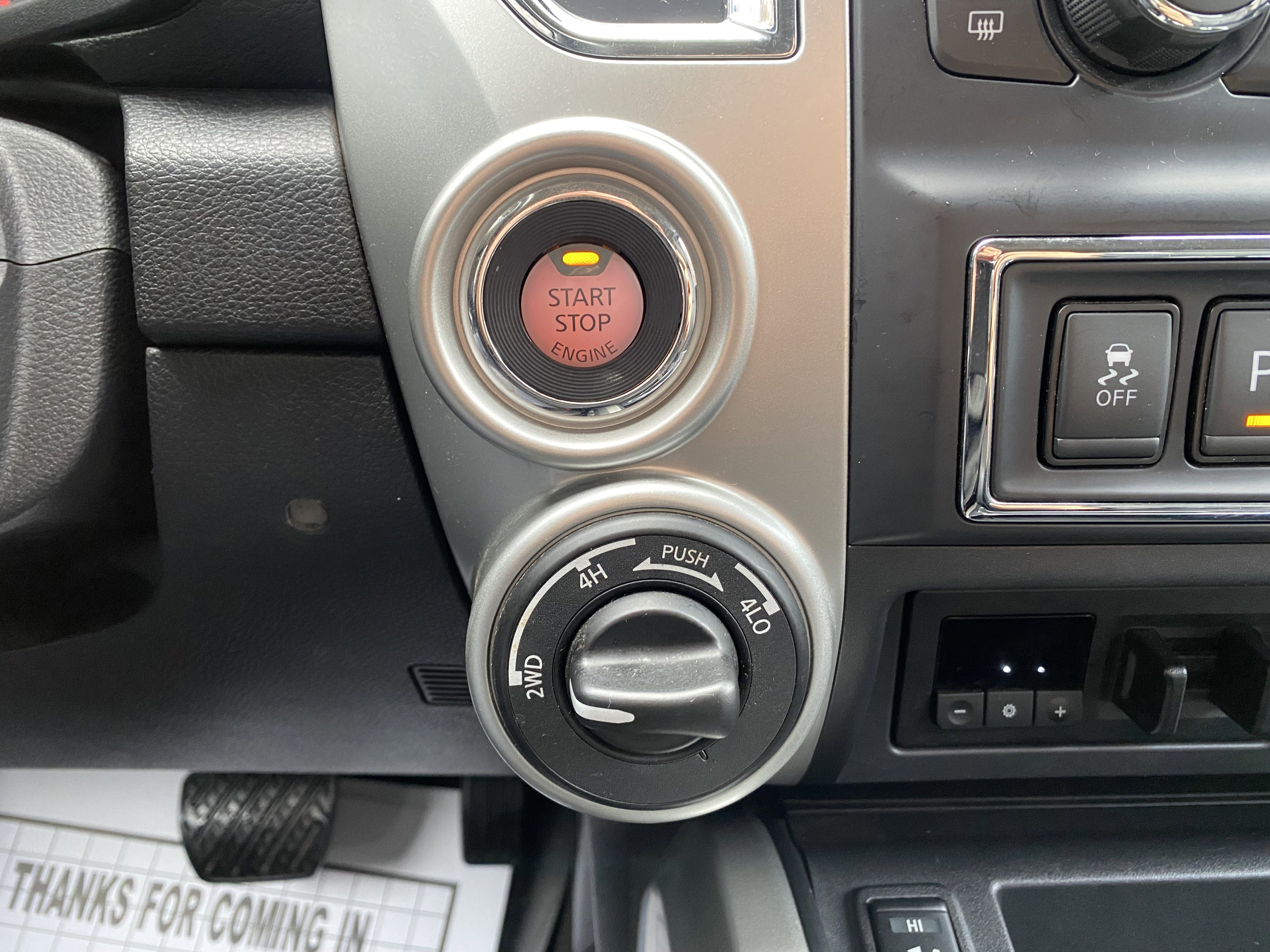 Used 2019 Nissan Titan SL w/ Chrome Package image 24