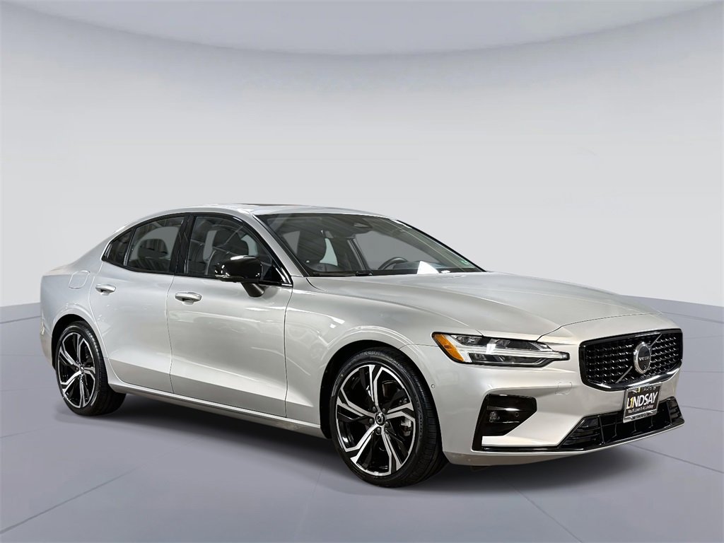 Used 2024 Volvo S60 B5 Plus image 9