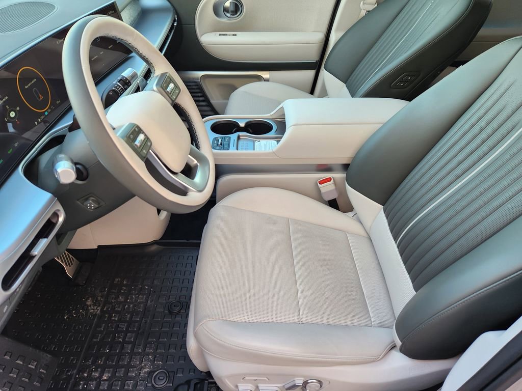 New 2026 Hyundai Ioniq 9 Calligraphy image 8