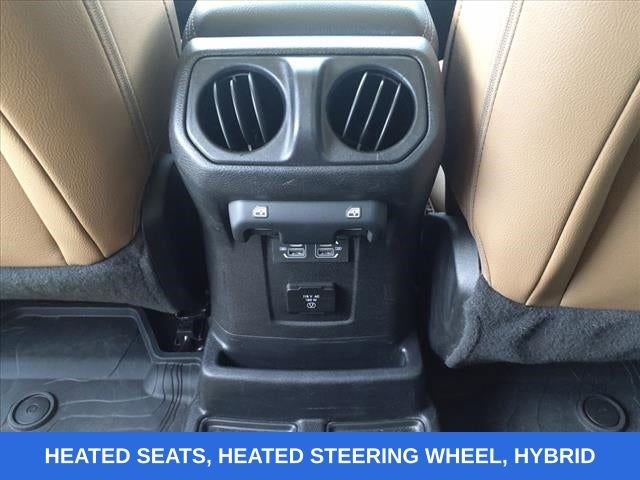 Used 2021 Jeep Wrangler Unlimited Sahara w/ Cold Weather Group image 15