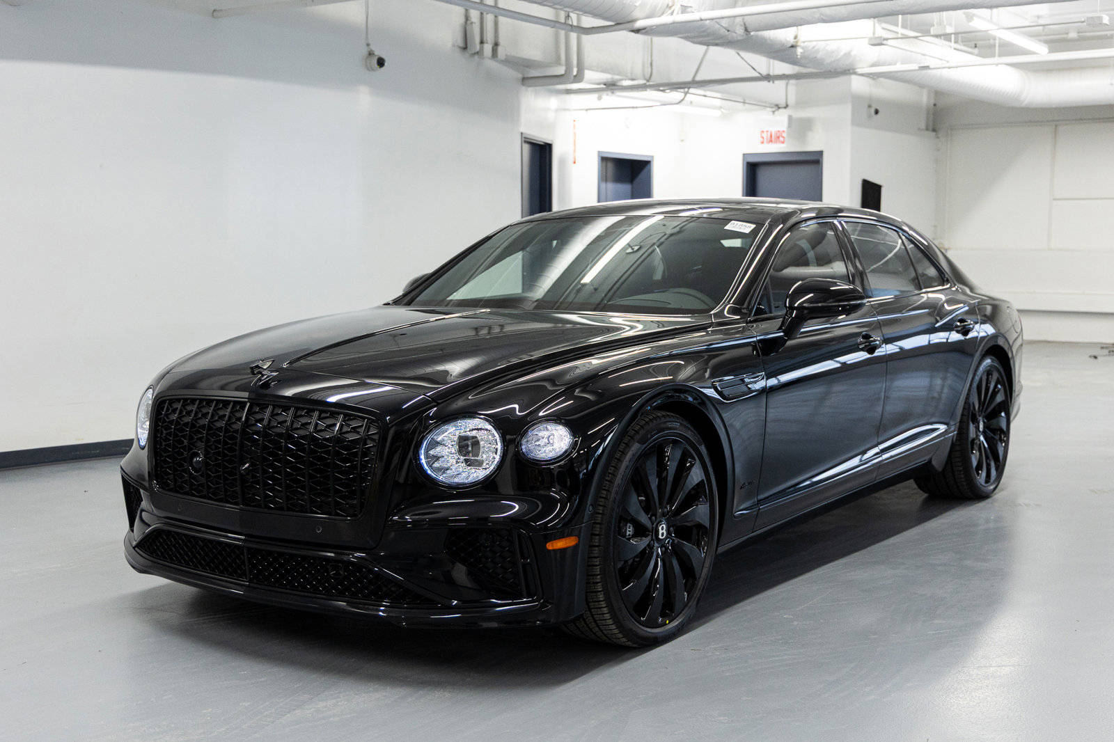 New 2026 Bentley Flying Spur Plug-In Hybrid AWD/4WD image 1