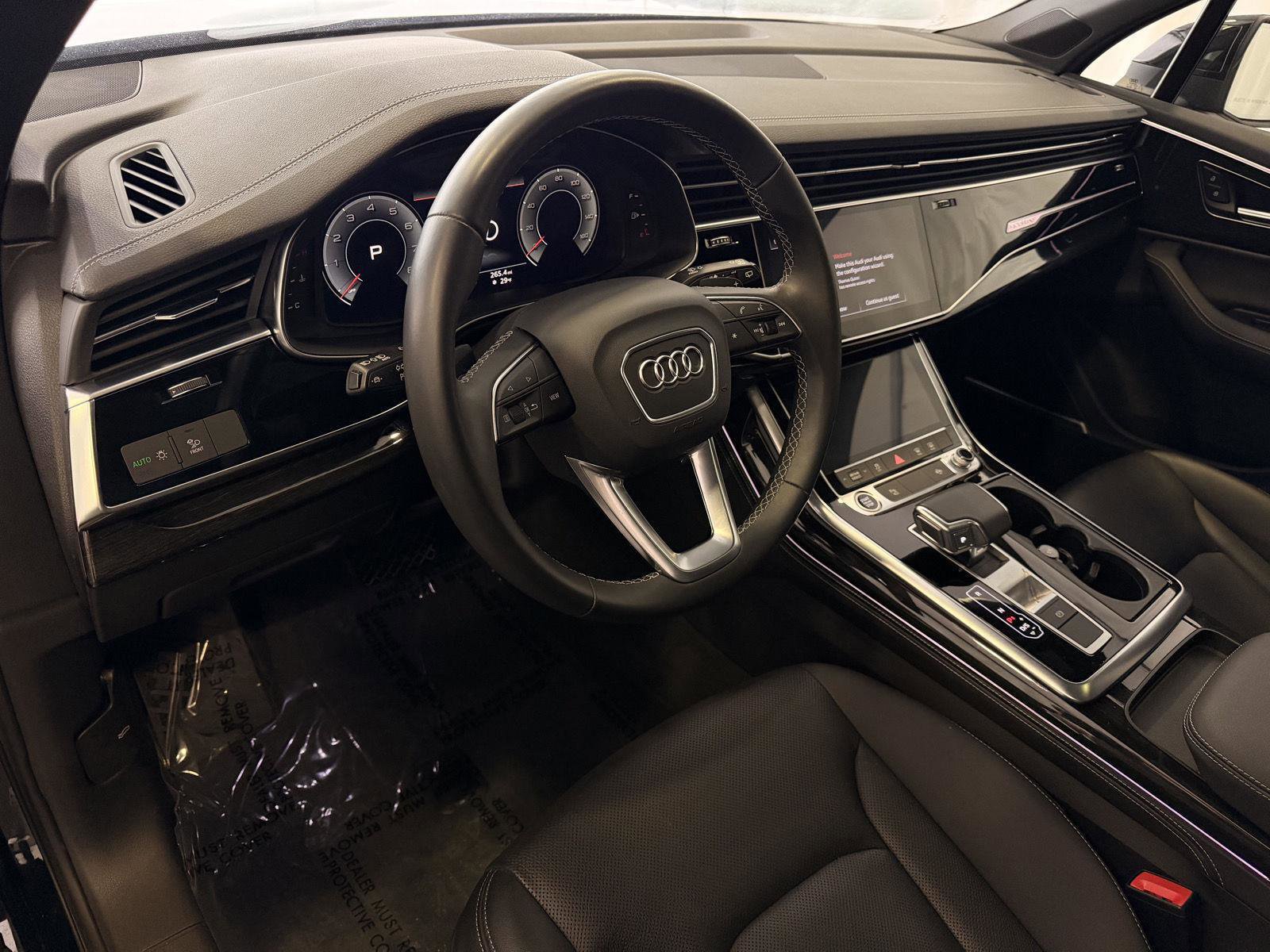 Used 2025 Audi Q7 2.0T Premium Plus w/ Premium Plus Package image 4