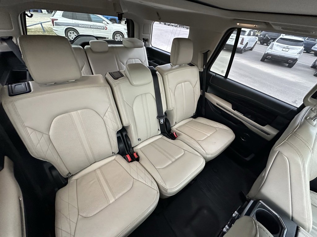 Used 2019 Ford Expedition Platinum image 19