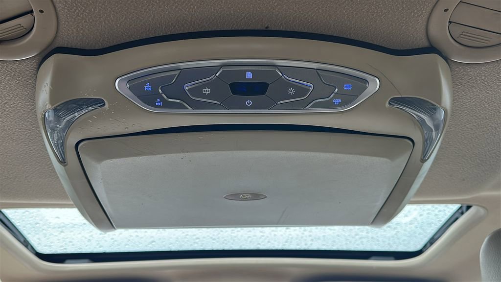 Used 2014 Ford Expedition XLT w/ Equipment Group 202A RWD image 32