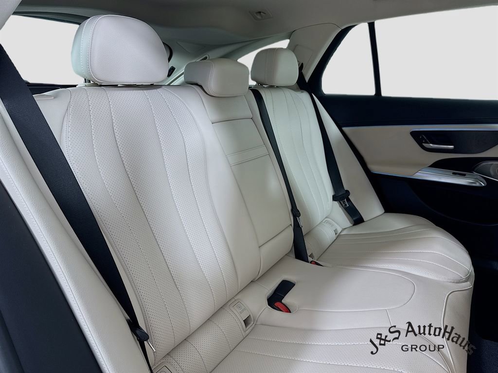 Used 2024 Mercedes-Benz E 450 4MATIC All-Terrain Wagon w/ Digital Light Package image 34