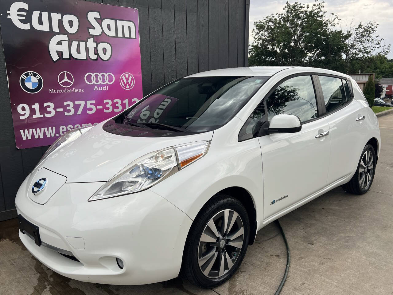 Used 2015 Nissan Leaf SL w/ Premium Package