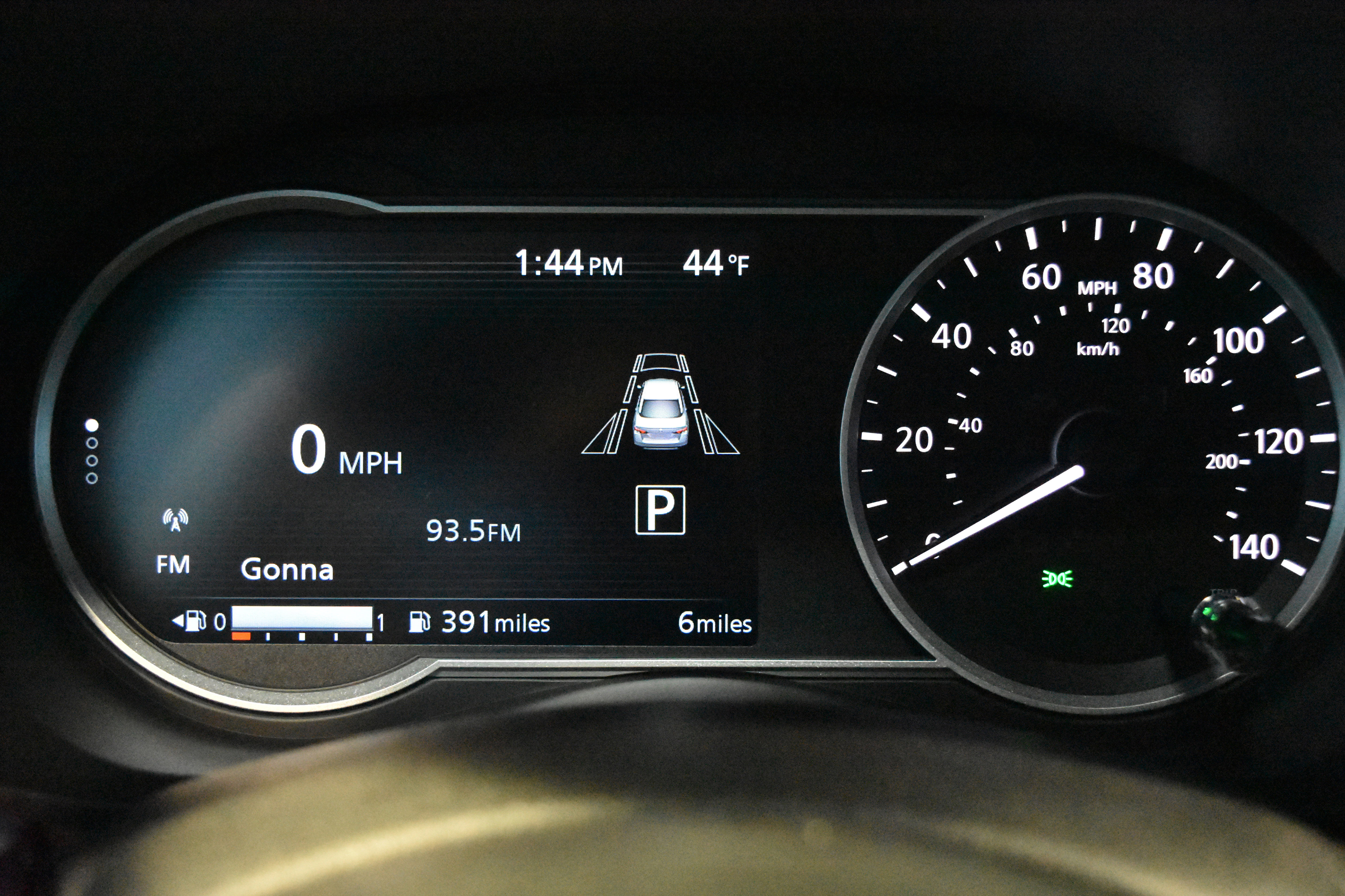 New 2025 Nissan Versa SV w/ Trunk Package image 15