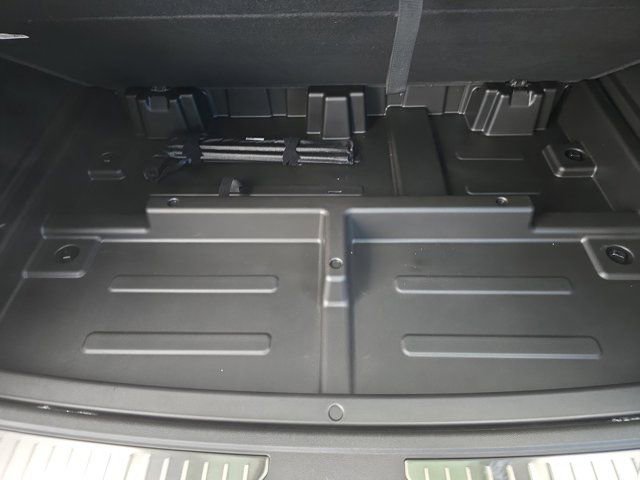 New 2026 Chevrolet Suburban High Country w/ Sun And Tow Package image 16