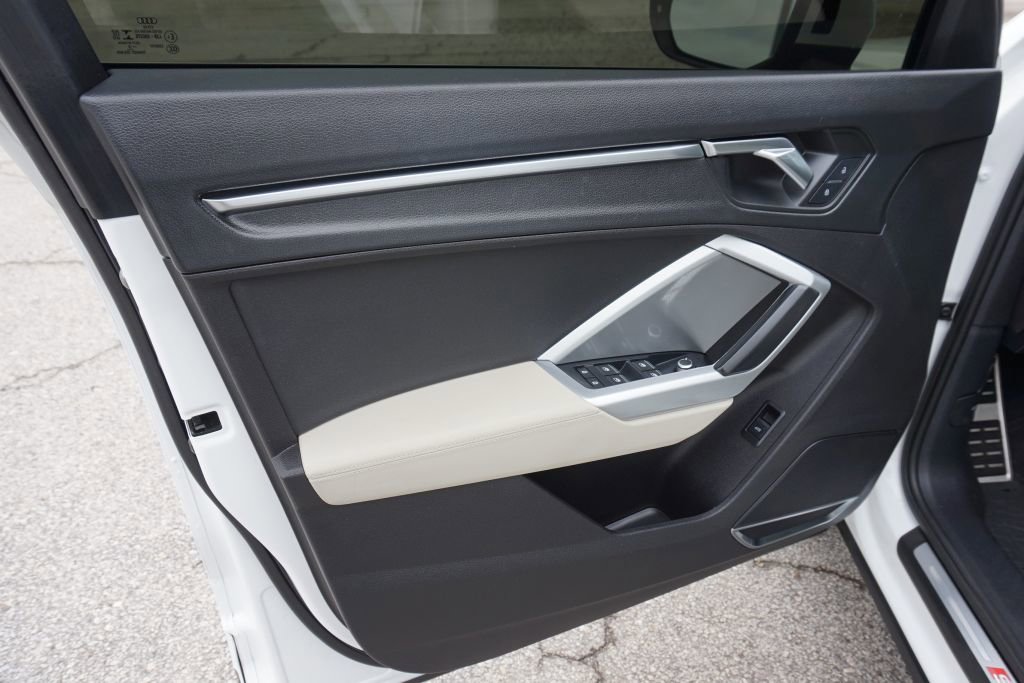 Used 2020 Audi Q3 2.0T Premium Plus w/ Premium Plus Package image 20