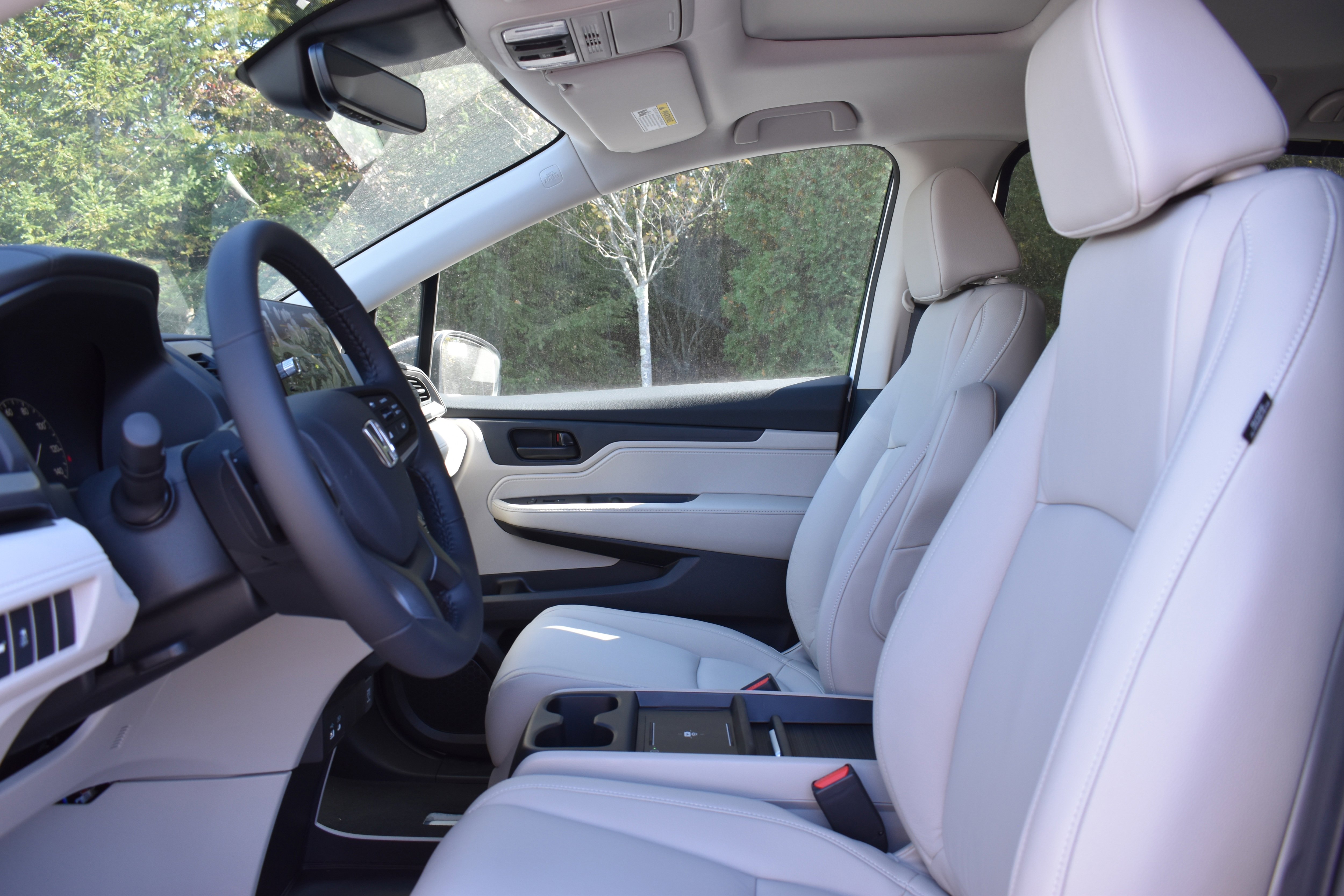 New 2025 Honda Odyssey EX-L image 13