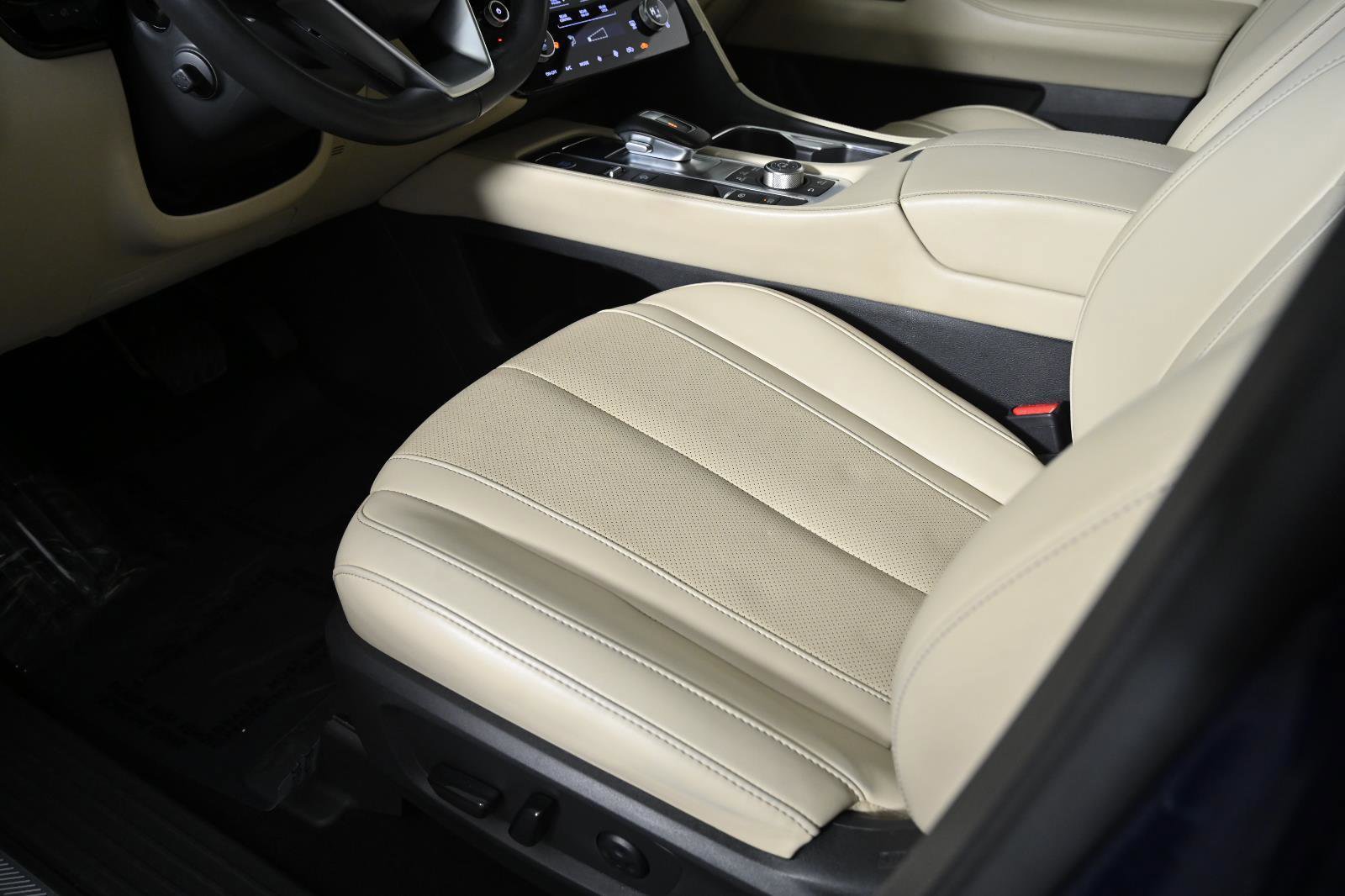 Used 2022 INFINITI QX60 Luxe w/ Cargo Package image 18