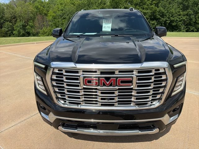 Used 2026 GMC Yukon XL Denali w/ LPO, Floor Liner Package AWD/4WD image 8