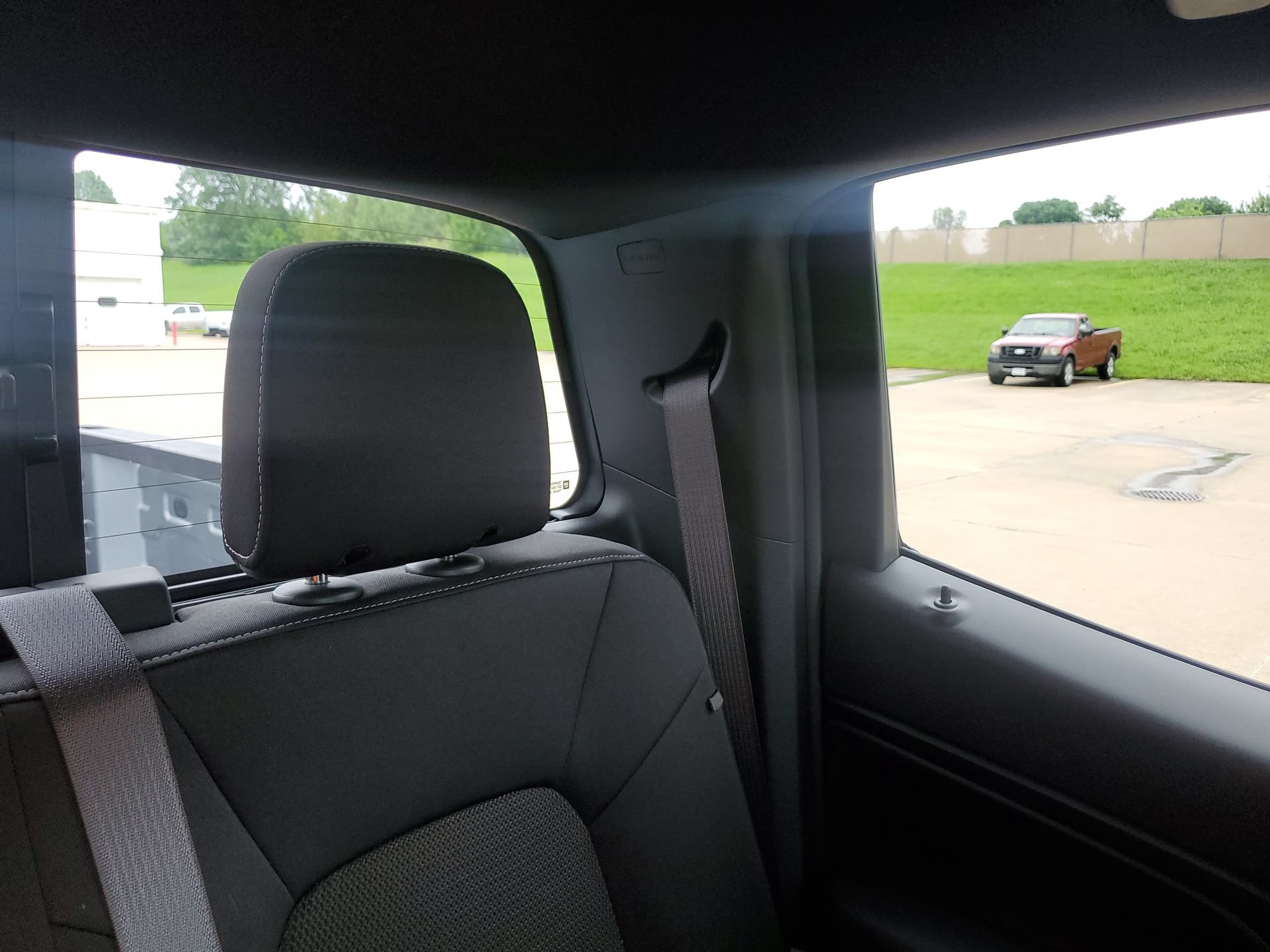 Used 2024 Chevrolet Colorado LT w/ LT Convenience Package II AWD/4WD image 15