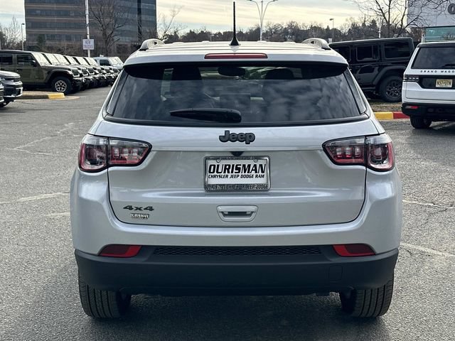 New 2026 Jeep Compass Latitude AWD/4WD image 3