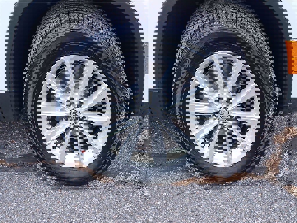 Used 2017 Volkswagen Tiguan Limited w/ Premium Package image 10