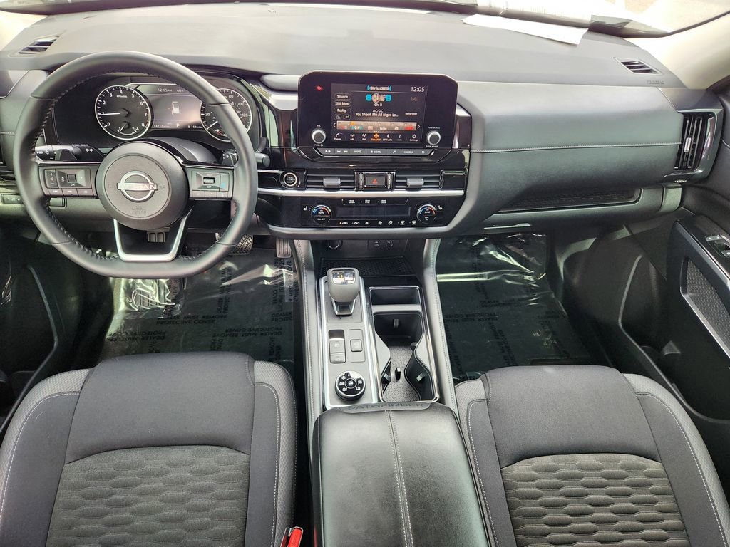 Used 2022 Nissan Pathfinder SV w/ SV Premium Package image 23