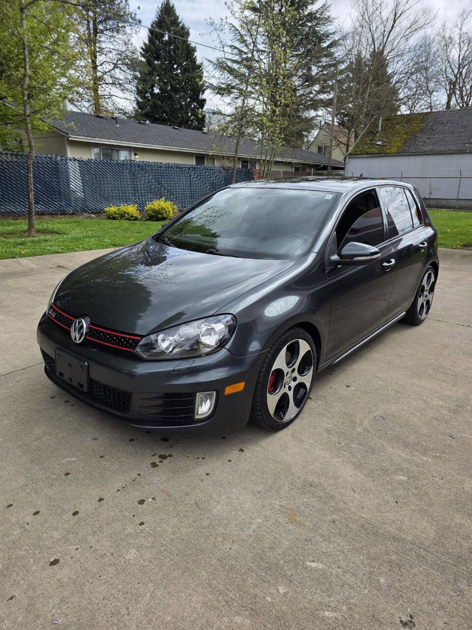 Used 2010 Volkswagen GTI 4-Door image 1