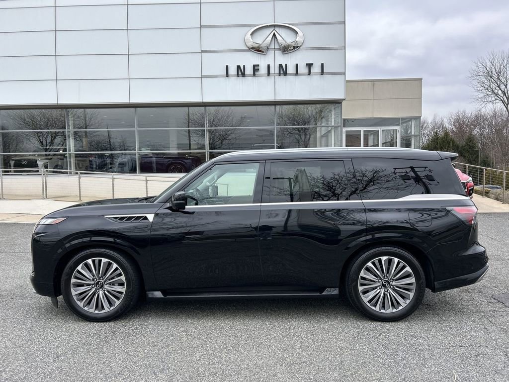 Certified 2025 INFINITI QX80 Sensory image 5