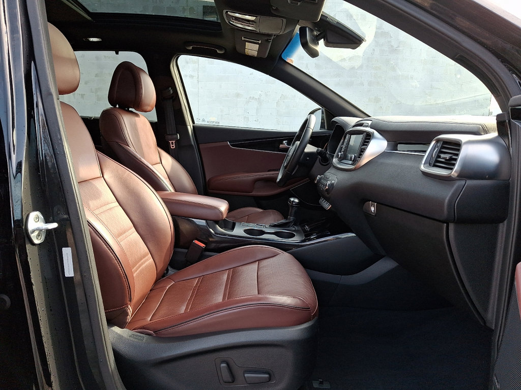 Used 2016 Kia Sorento SX w/ SXL Technology Package image 13