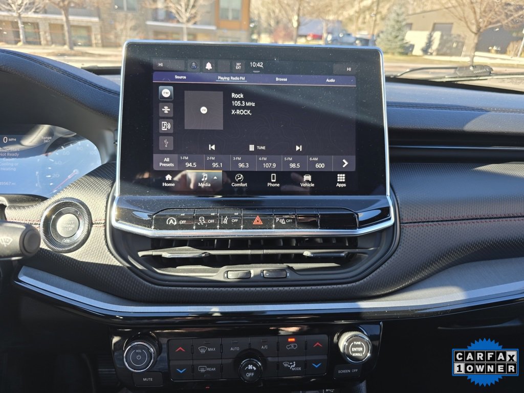 Used 2024 Jeep Compass Trailhawk image 4