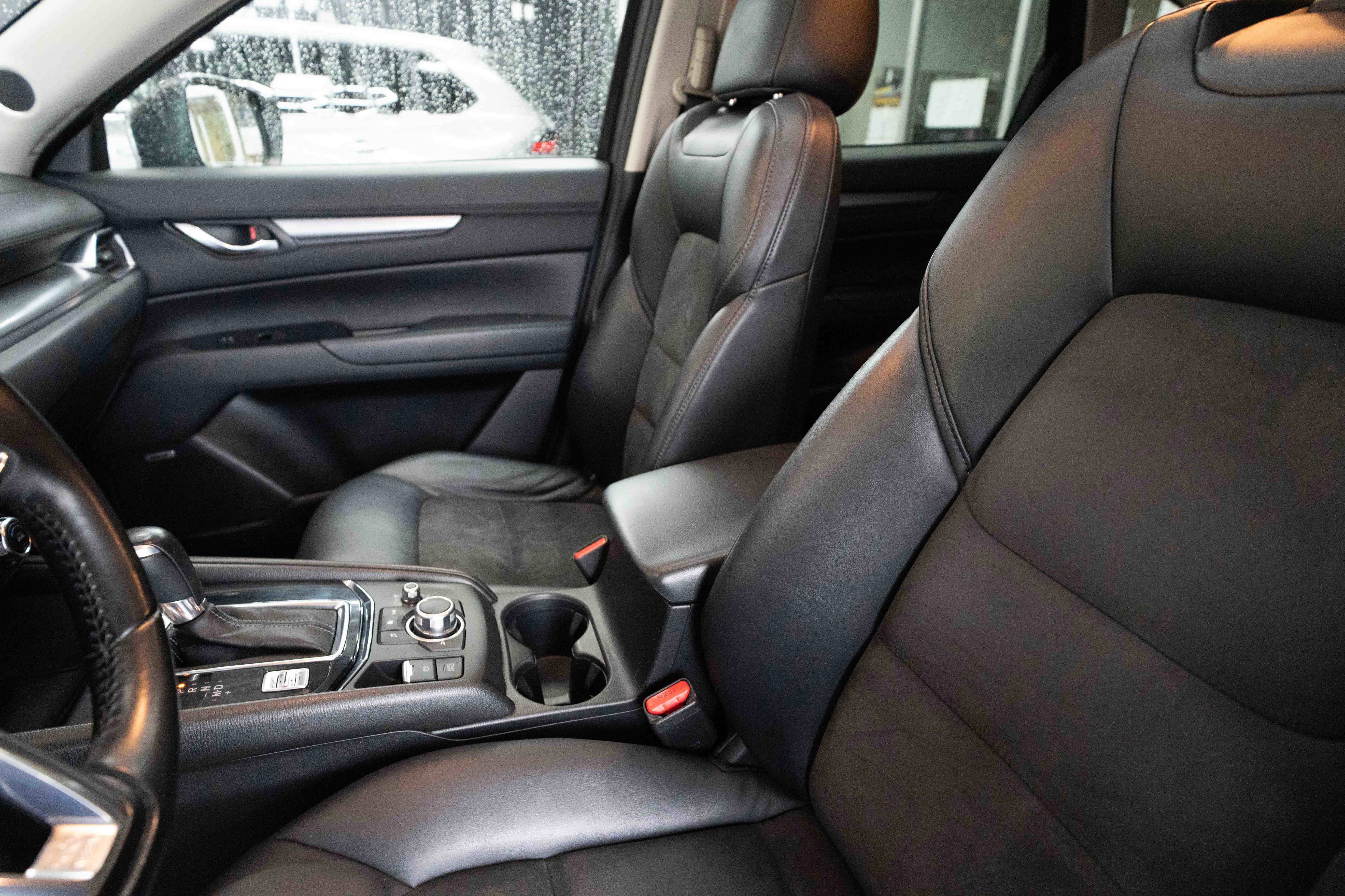 Used 2017 MAZDA CX-5 Touring w/ Preferred Equipment Package image 10