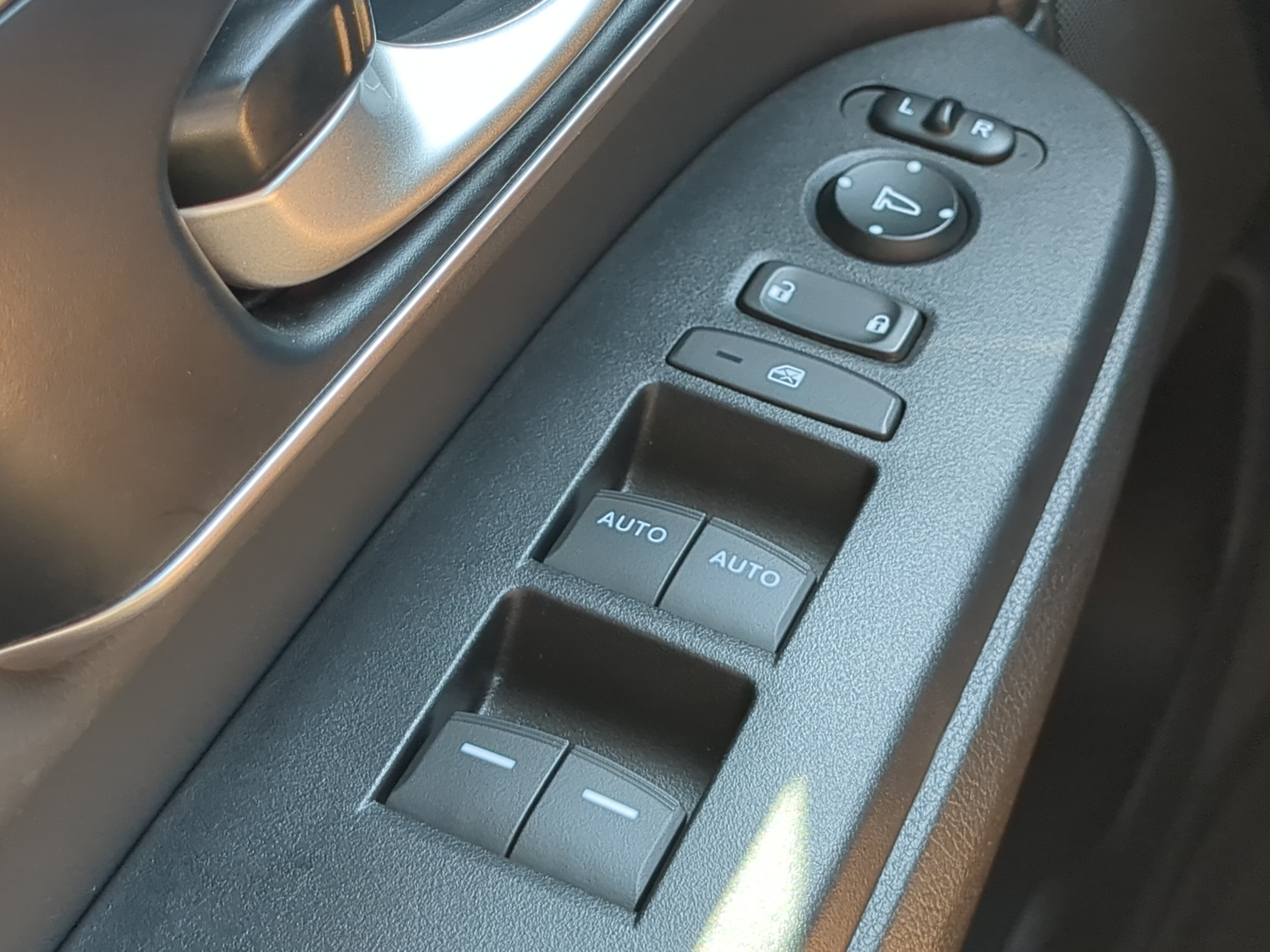 Used 2022 Honda CR-V Touring image 22